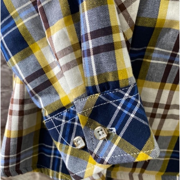 NEW‼️ PLAID FLEECE - Picture 3 of 10